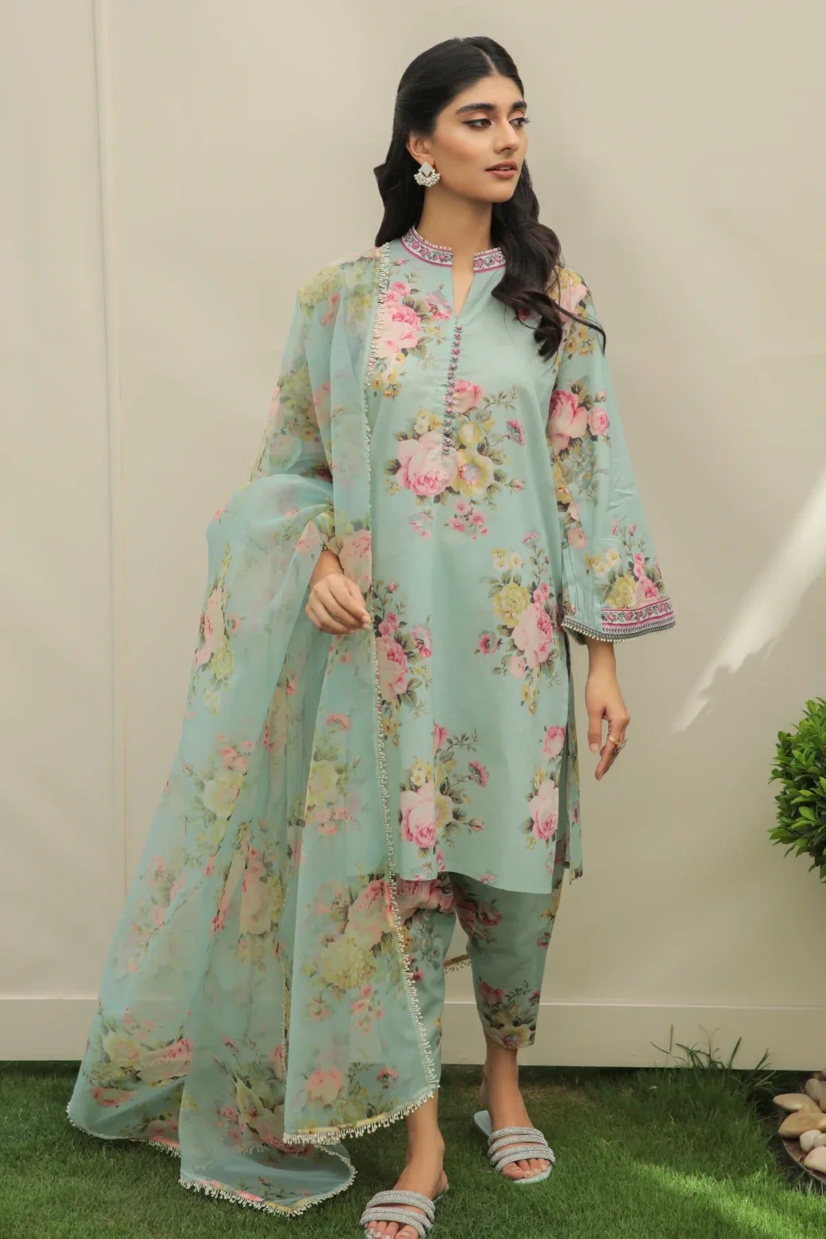 BAROQUE - 3PC LAWN PRINTED SHIRT WITH VOIL PRINTED DUAPTTA AND TROUSER -PFS-524