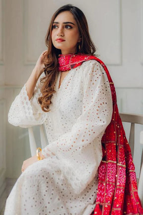 MARIA-B-LAWN CHICKANKARI EMBROIDERED SHIRT WITH CHUNRI PRINT DUPATTA AND TROUSER -PFS-545